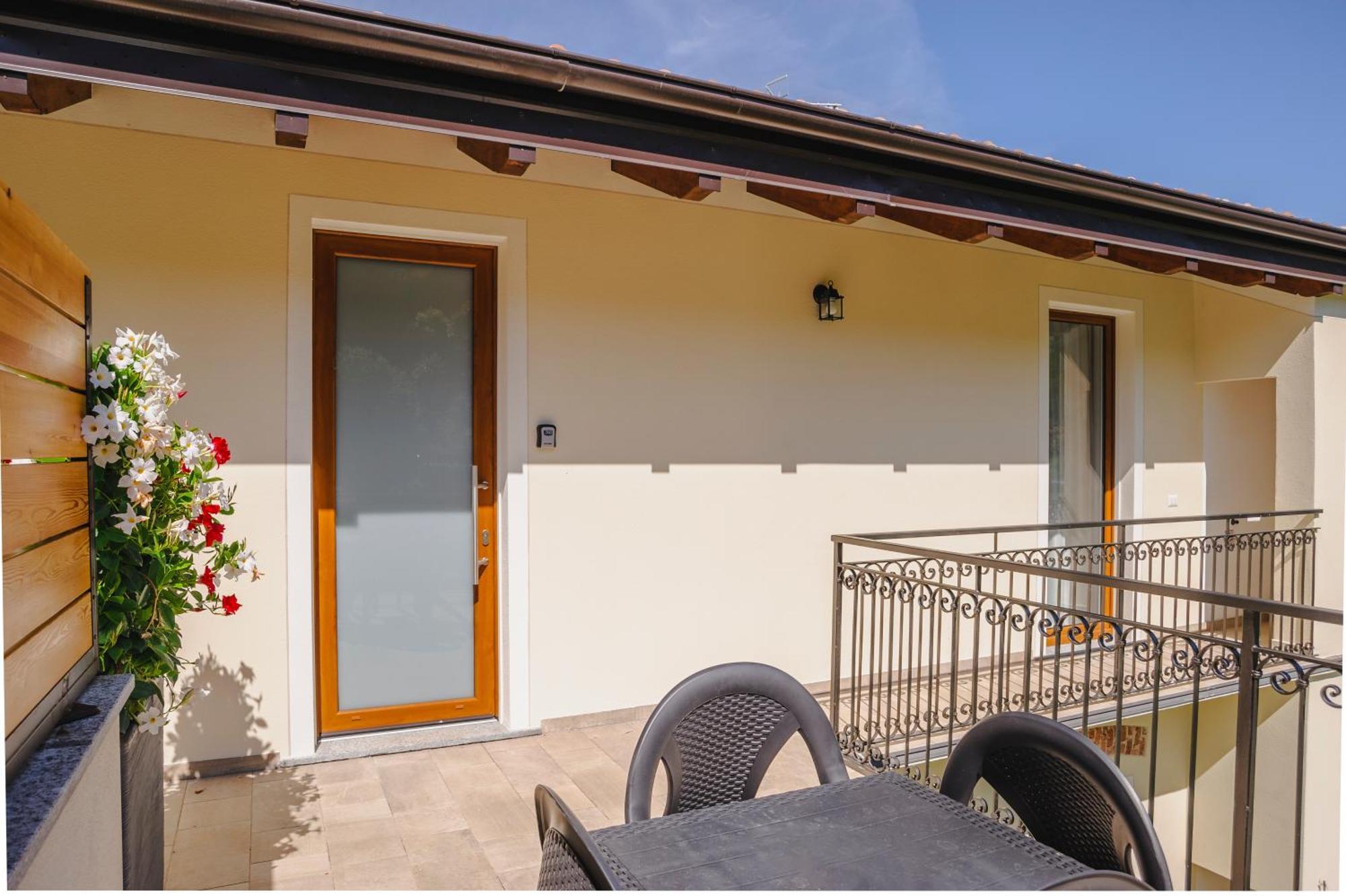 Le Casette Di Orta Apartments ออร์ตาซันจูลิโอ ภายนอก รูปภาพ